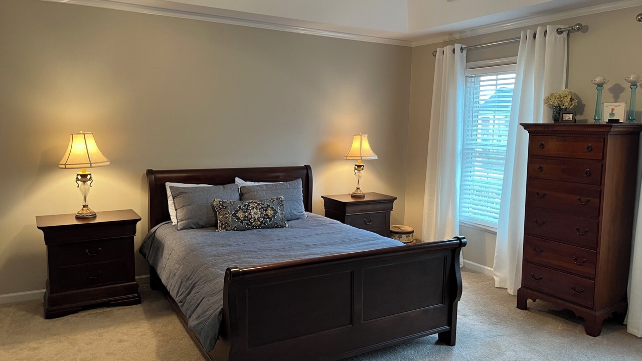 Photo of Bedroom in Martinez
