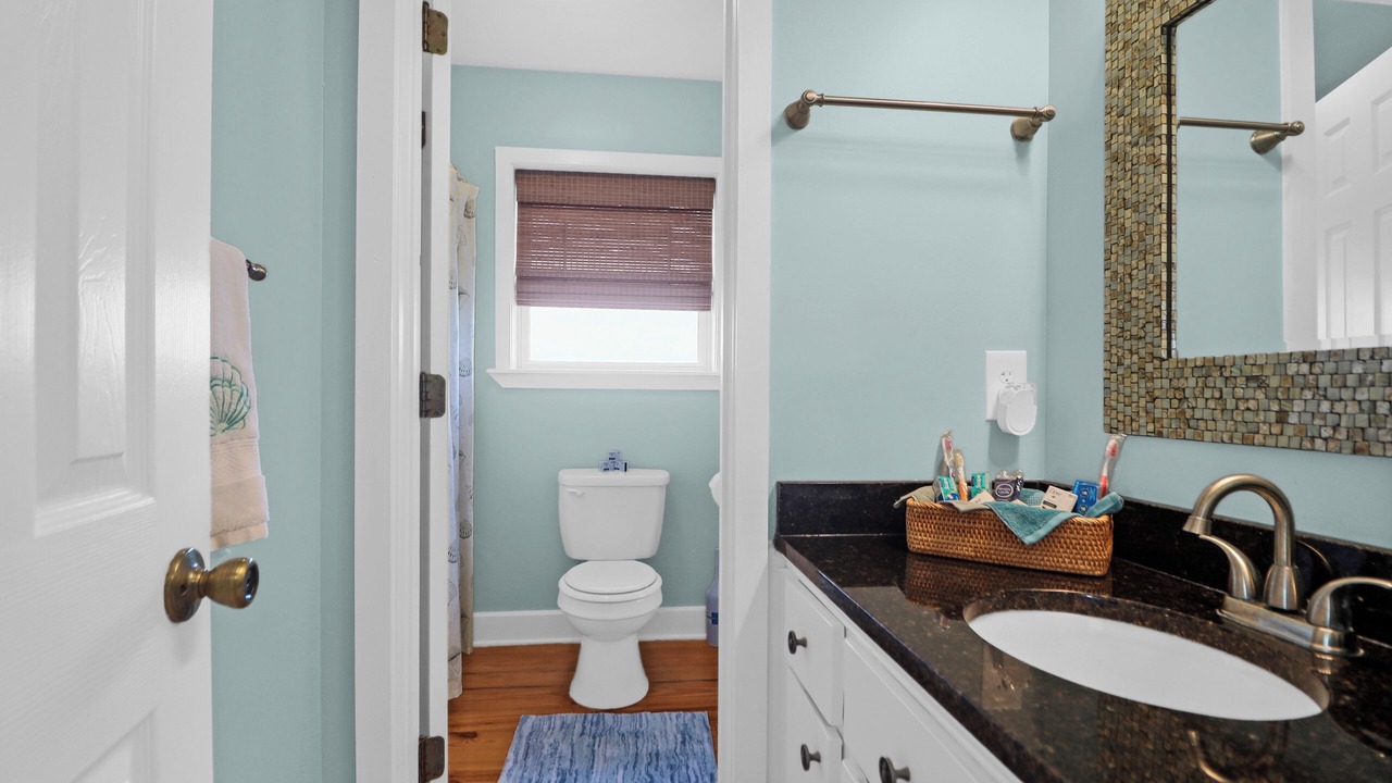 Photo of Bathroom in Ocean Ridge
