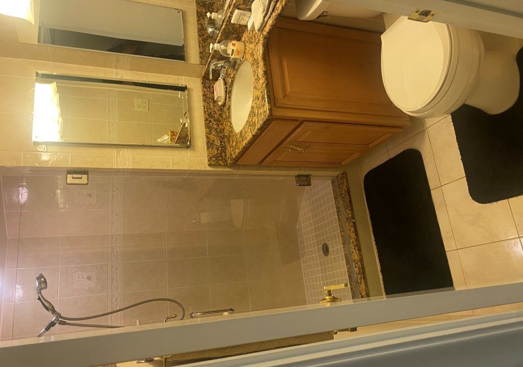 Photo of Bathroom in Bayway Isles