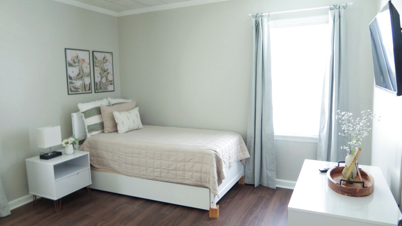 Photo of Bedroom in Lyons
