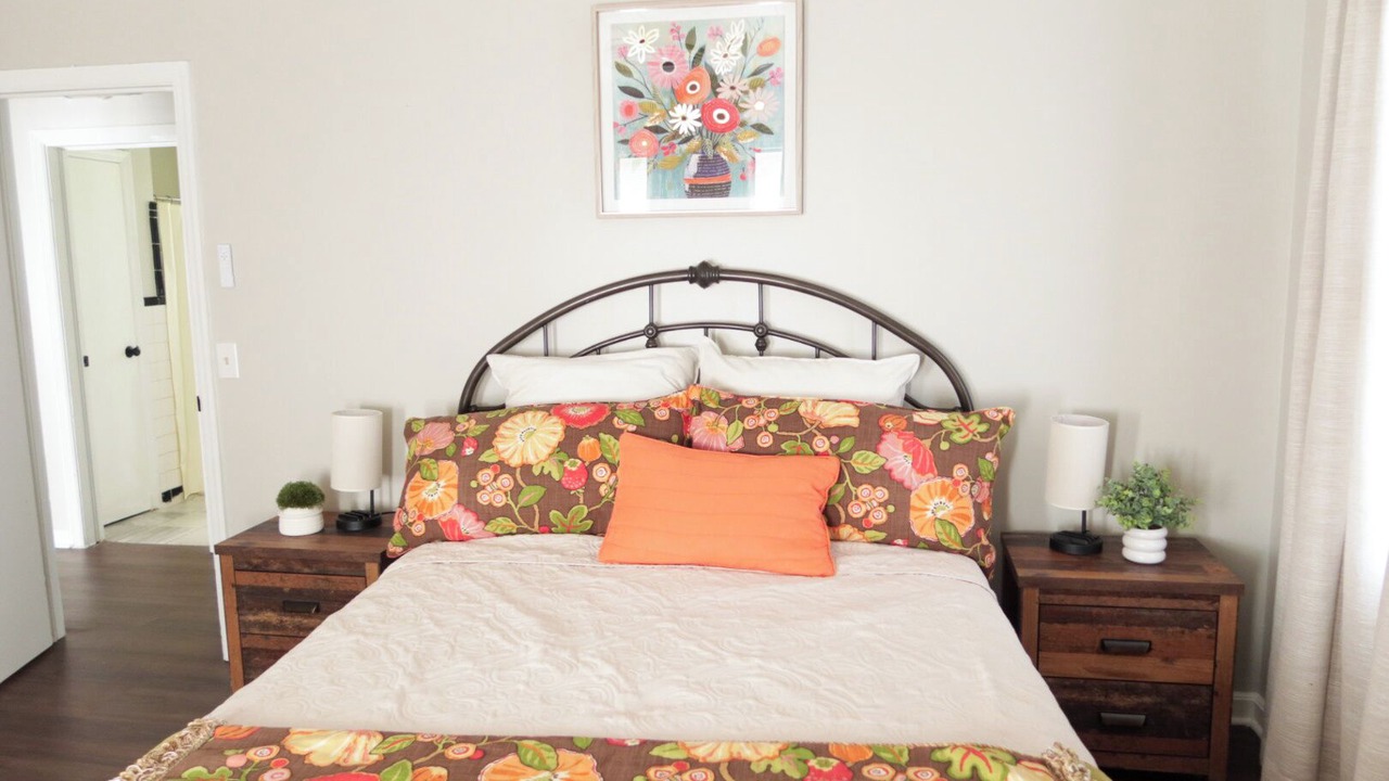 Photo of Bedroom in Lyons