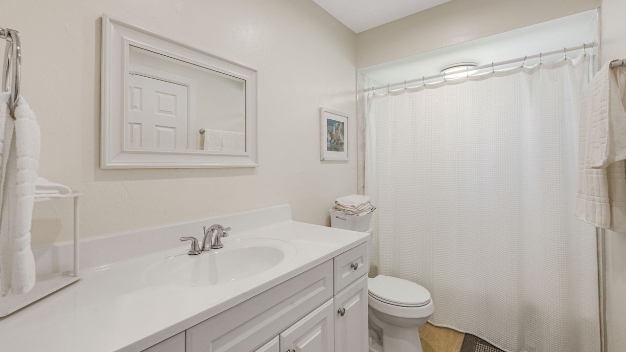 Photo of Bathroom in Isles of Capri
