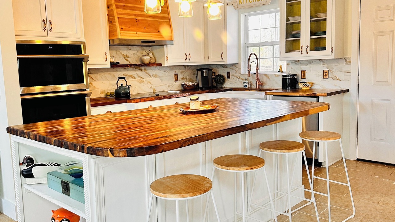 Photo of Kitchen in Lake Secession