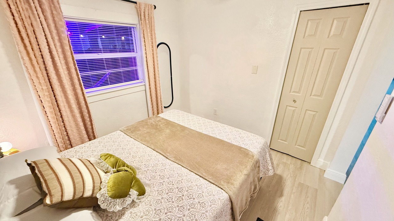 Photo of Bedroom in Saint Cloud