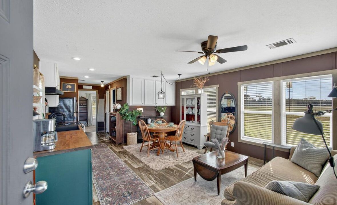 Photo of Livingroom in Aiken