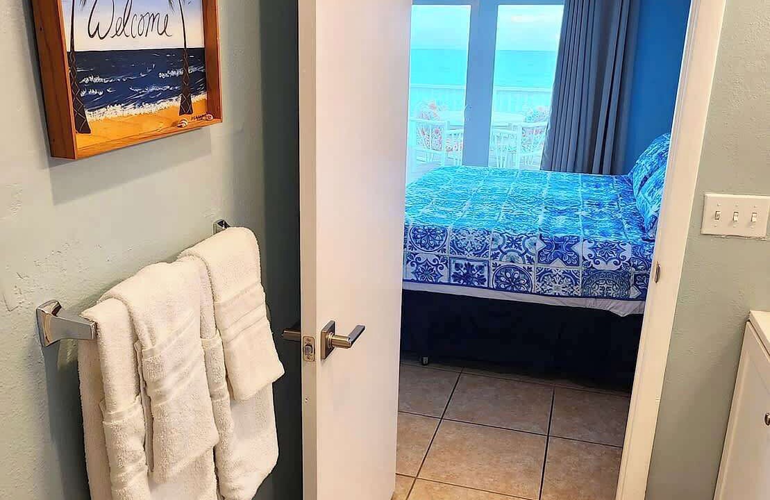 Photo of Bathroom in Floridana Beach