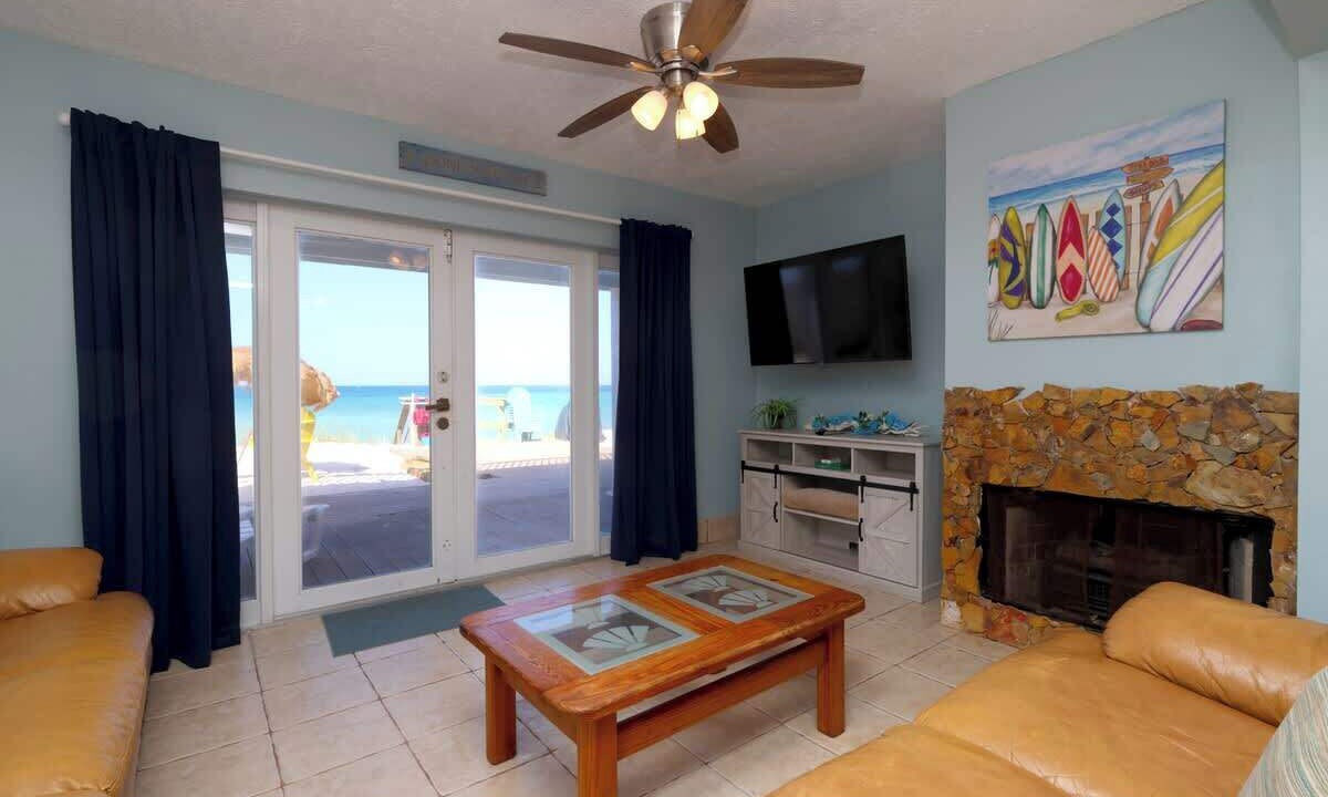 Photo of Bedroom in Floridana Beach