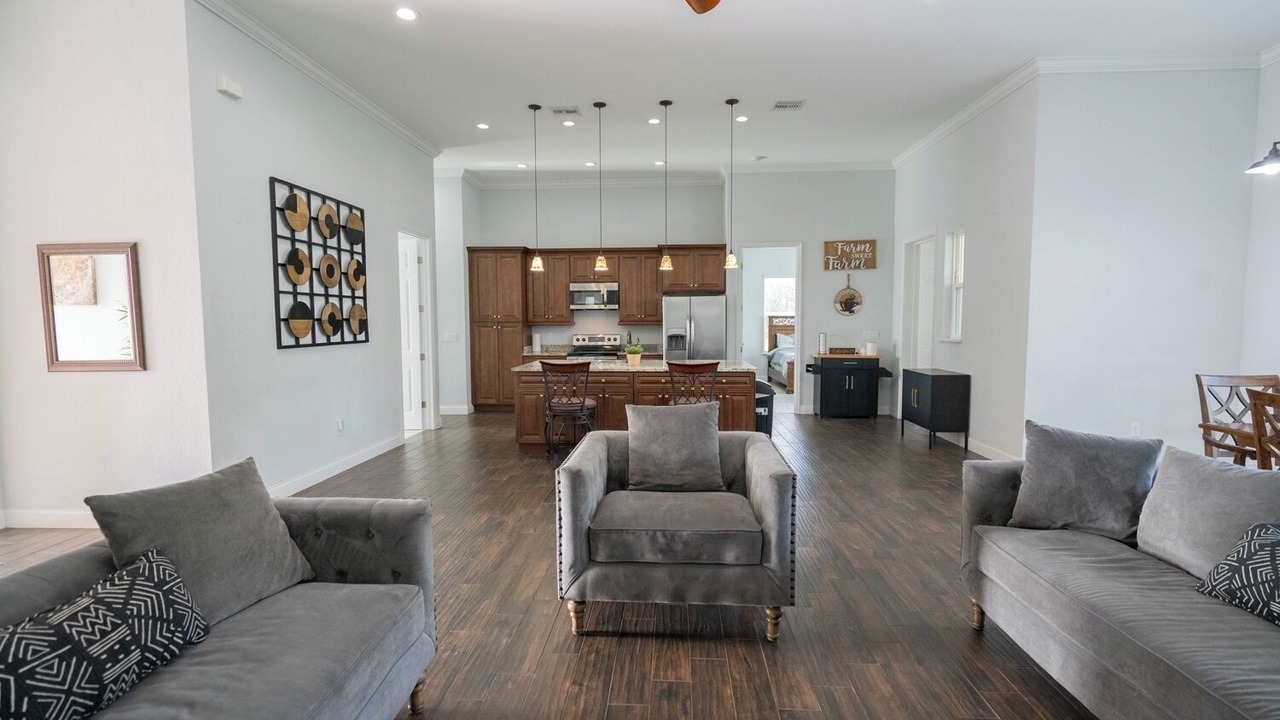 Photo of Livingroom in Winter Haven