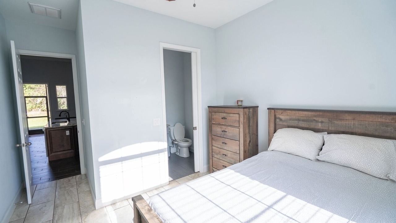 Photo of Bedroom in Winter Haven