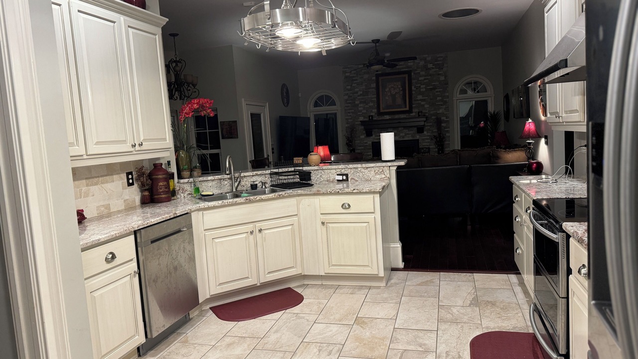 Photo of Kitchen in Westside