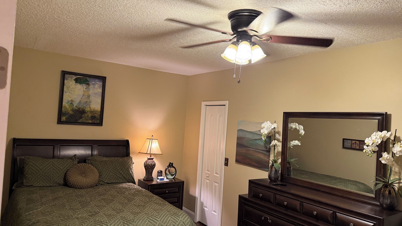 Photo of Bedroom in Westside