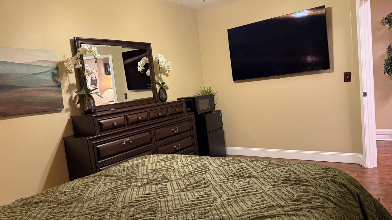Photo of Bedroom in Westside