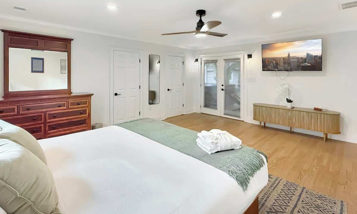Photo of Bedroom in Charleston