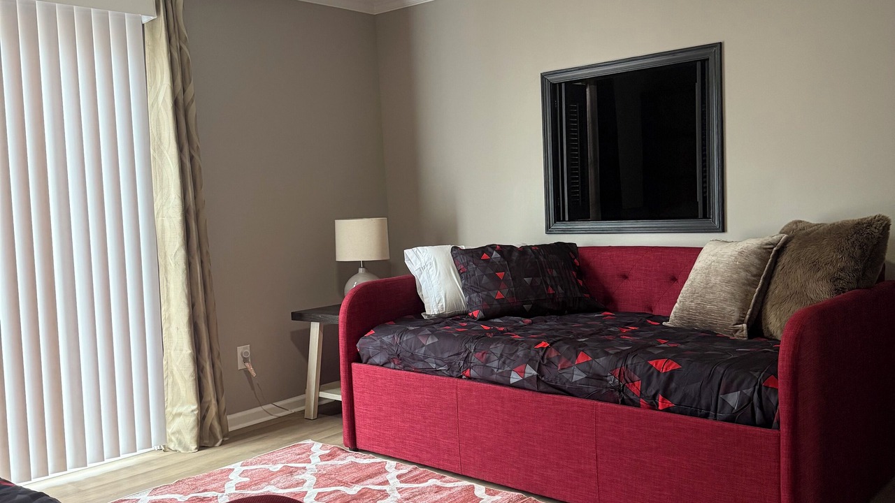 Photo of Livingroom in Rockingham