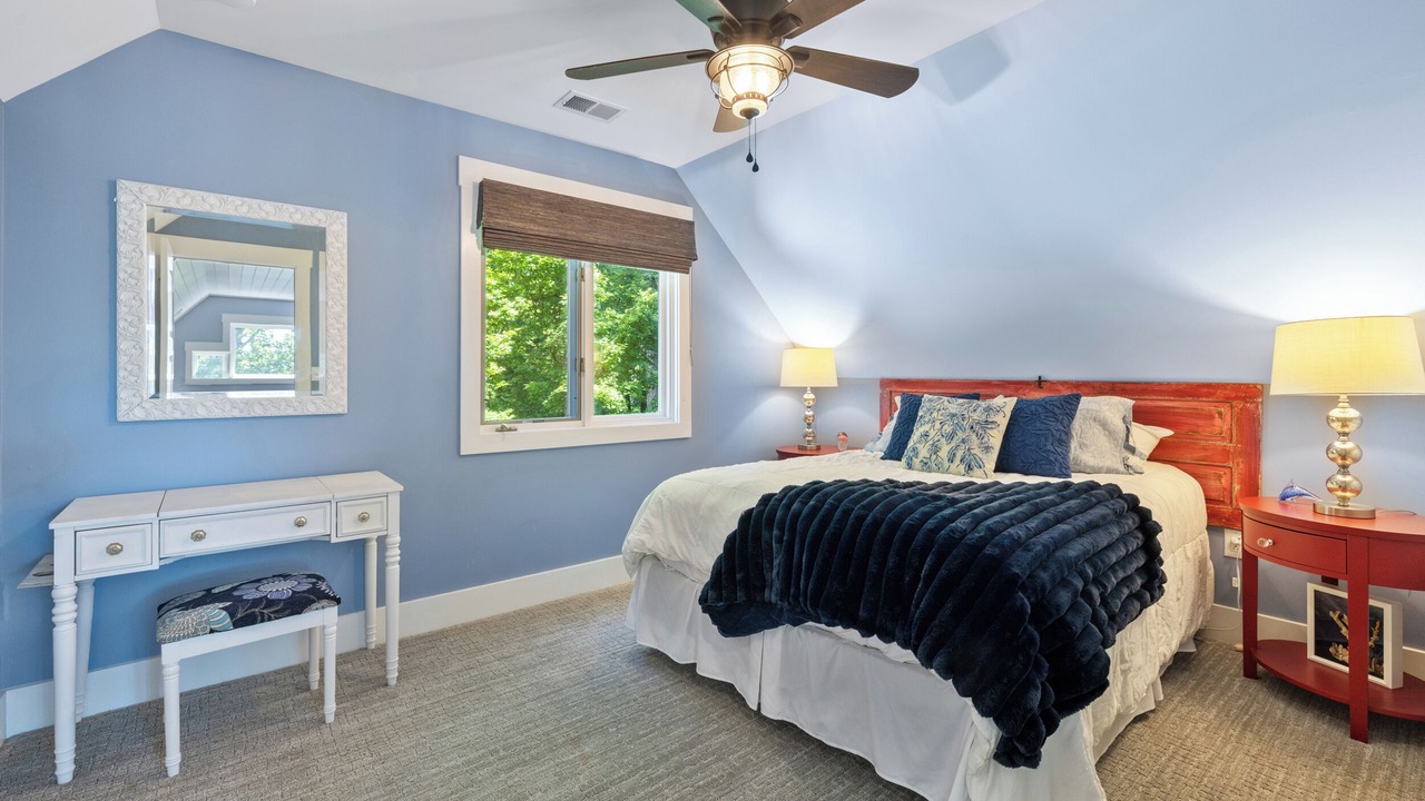 Photo of Bedroom in Seneca