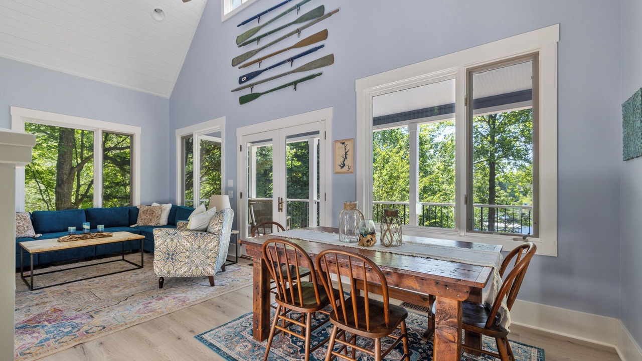 Photo of Livingroom in Seneca