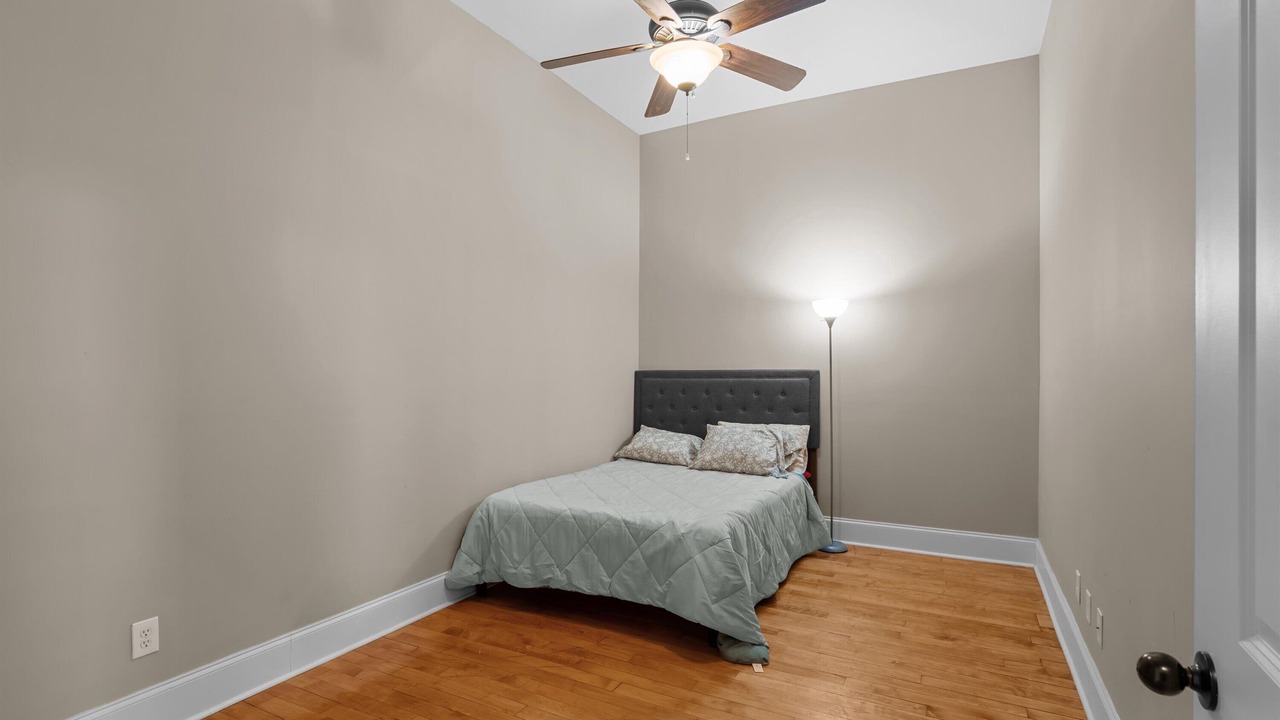 Photo of Bedroom in Downtown