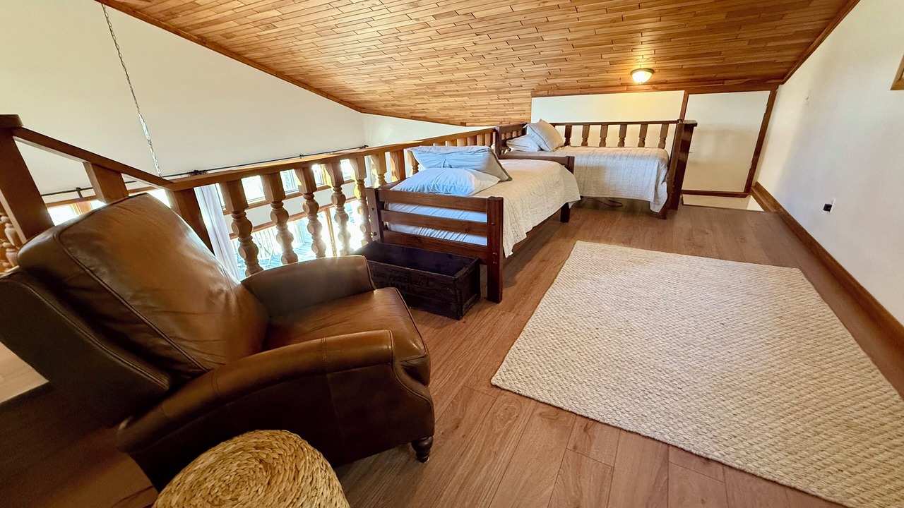 Photo of Bedroom in Glenville