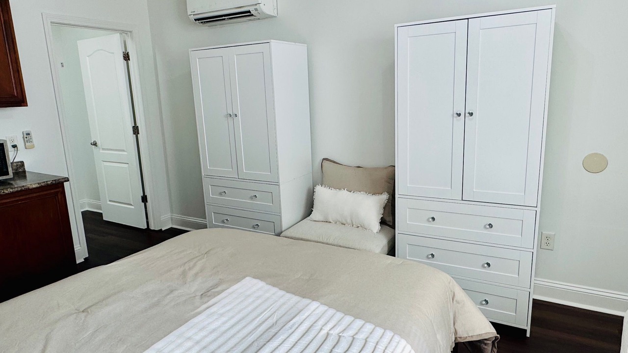 Photo of Bedroom in Thomas Square