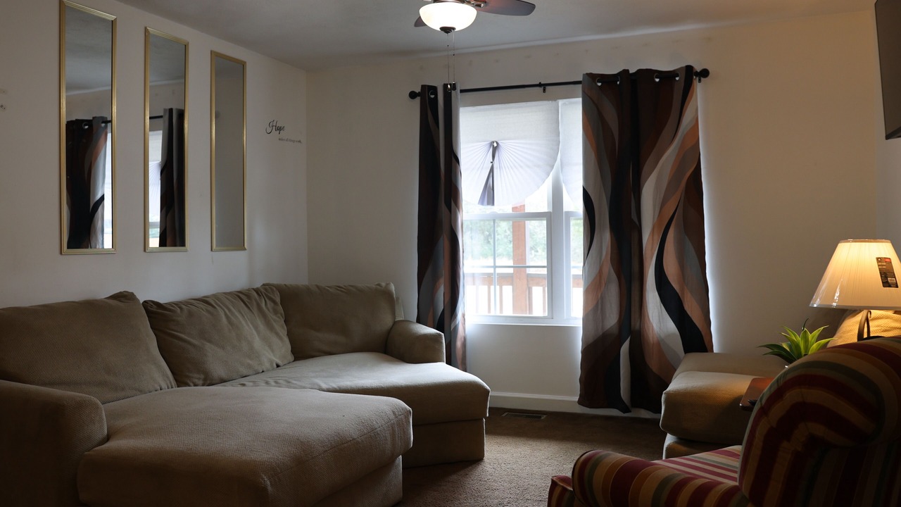 Photo of Livingroom in Dobbins Heights