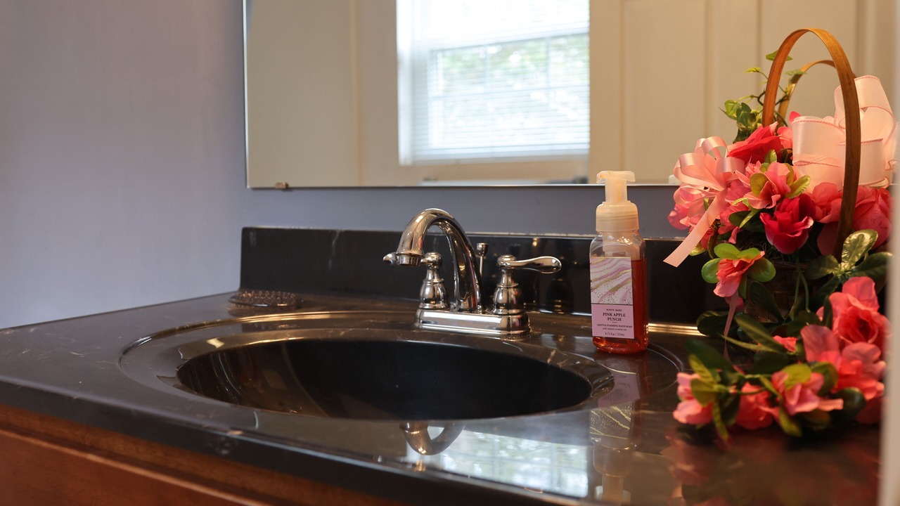 Photo of Bathroom in Dobbins Heights