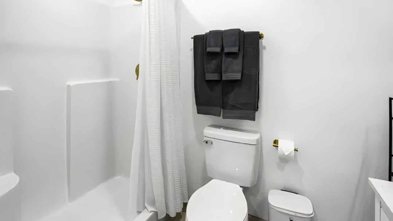 Photo of Bathroom in Salley