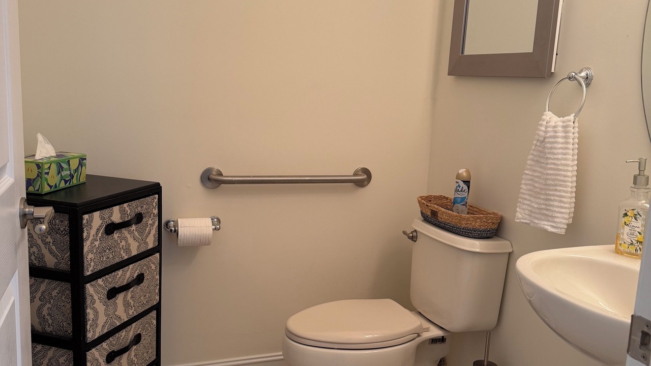 Photo of Bathroom in Ole