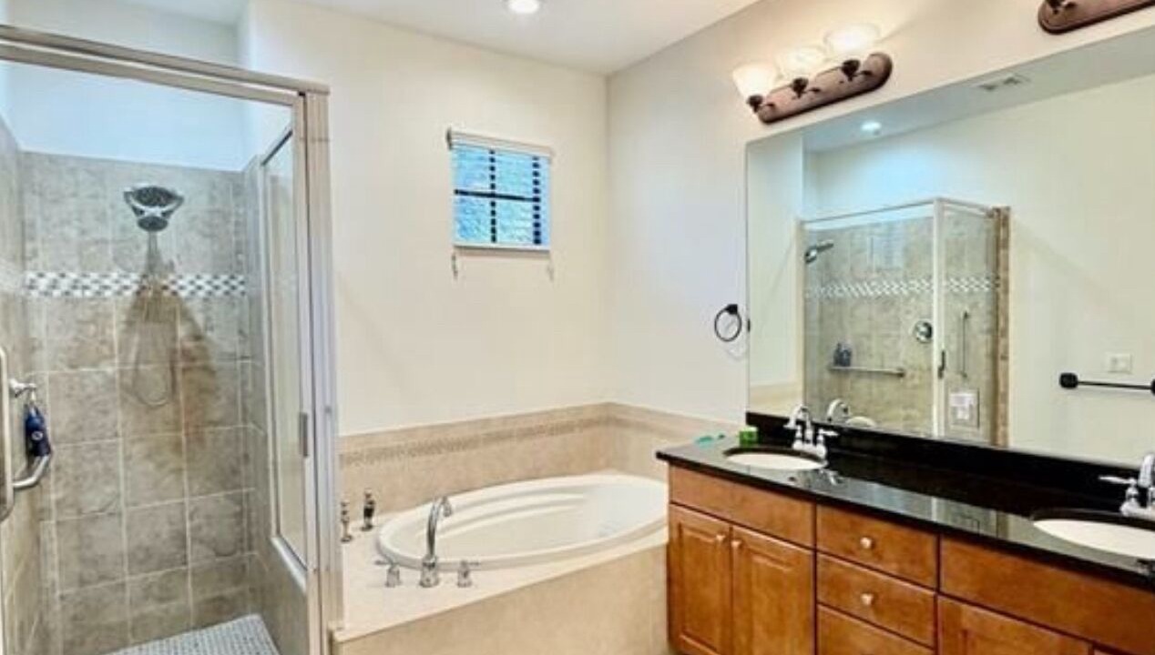 Photo of Bathroom in Ole