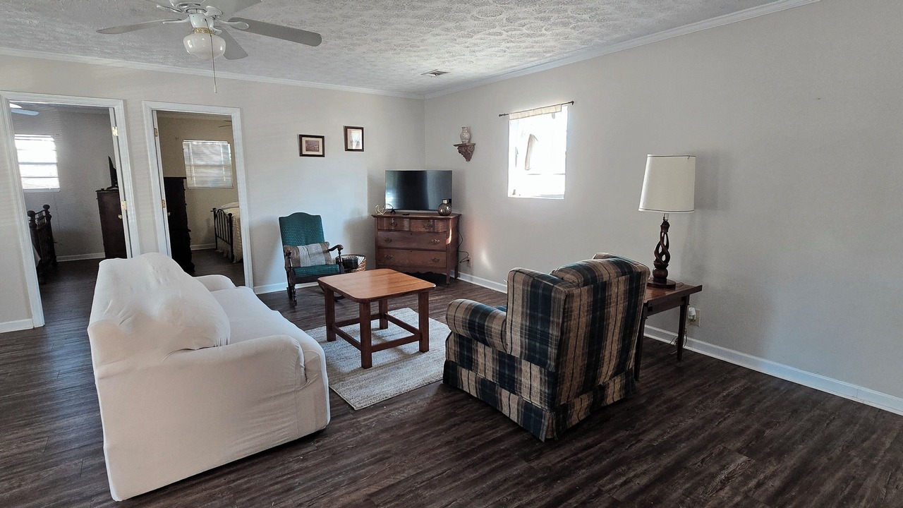 Photo of Livingroom in Eastman