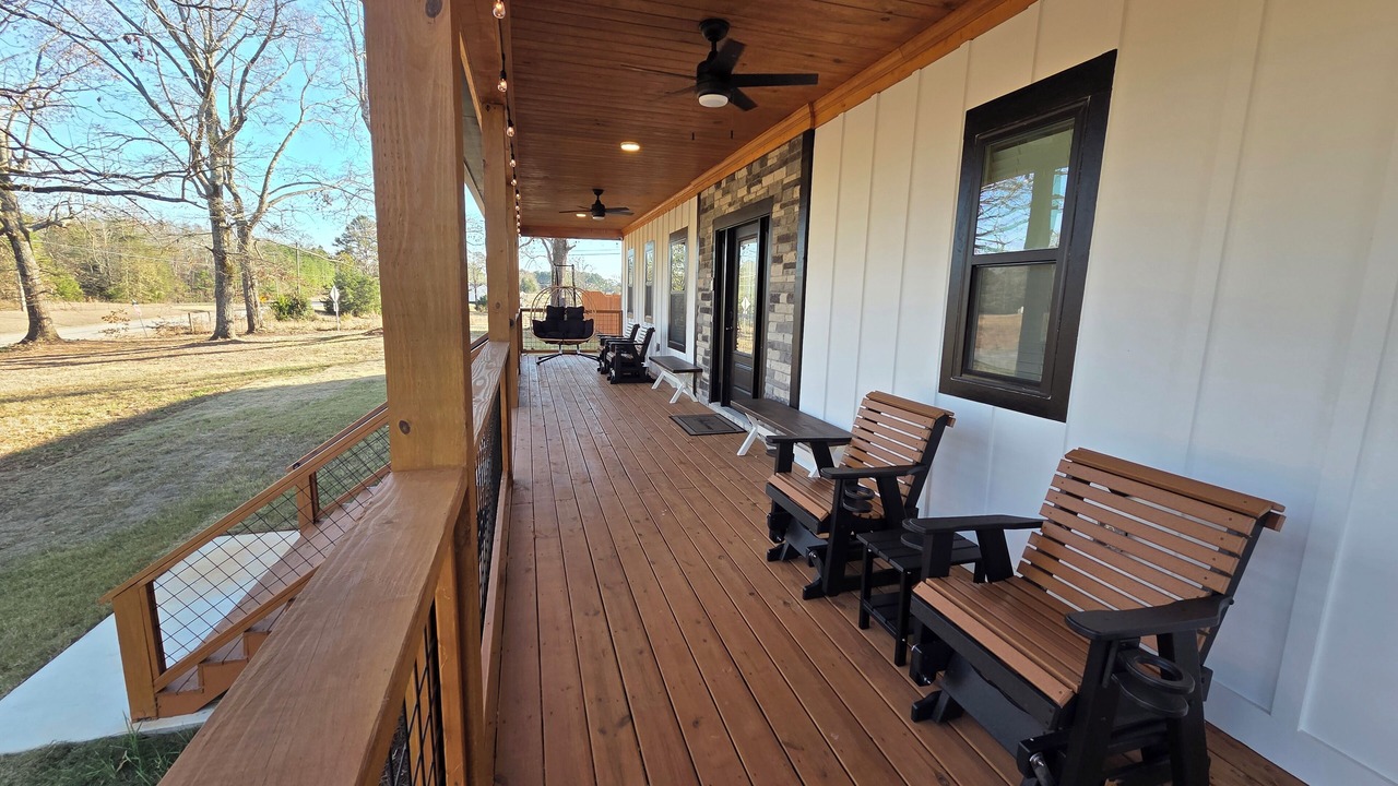 Photo of Patio Balcony in Toccoa