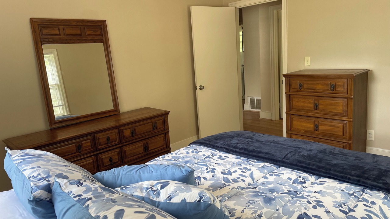 Photo of Bedroom in Springdale