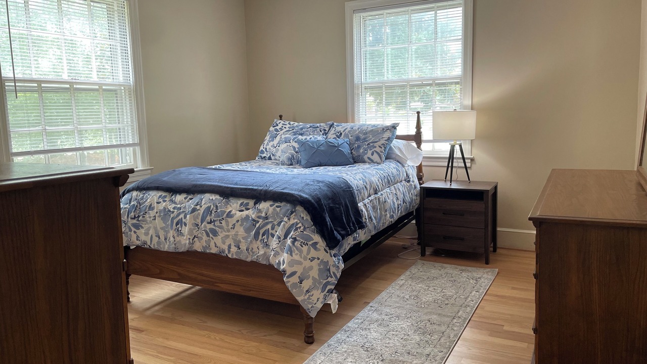 Photo of Bedroom in Springdale