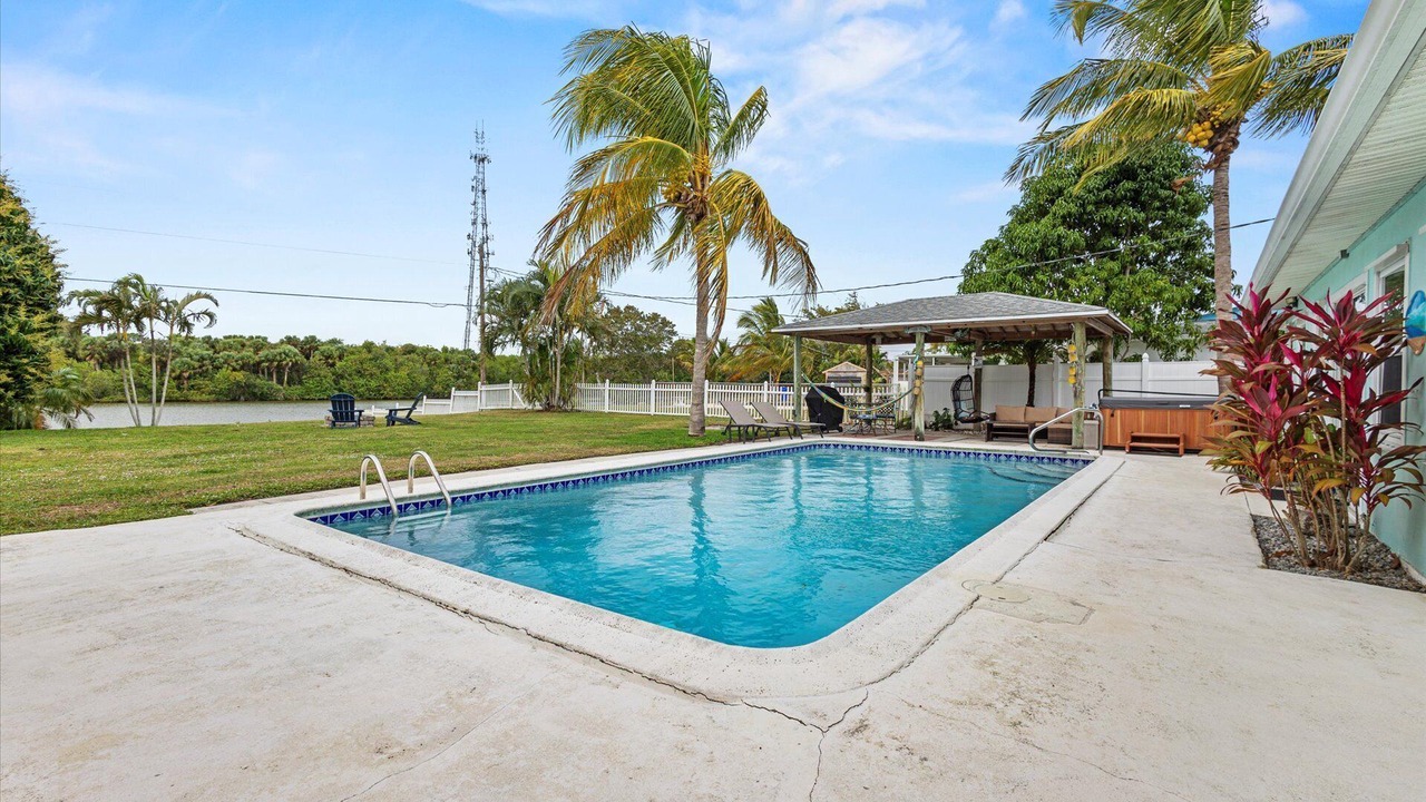 Photo of Outdoor in Sebastian Highlands