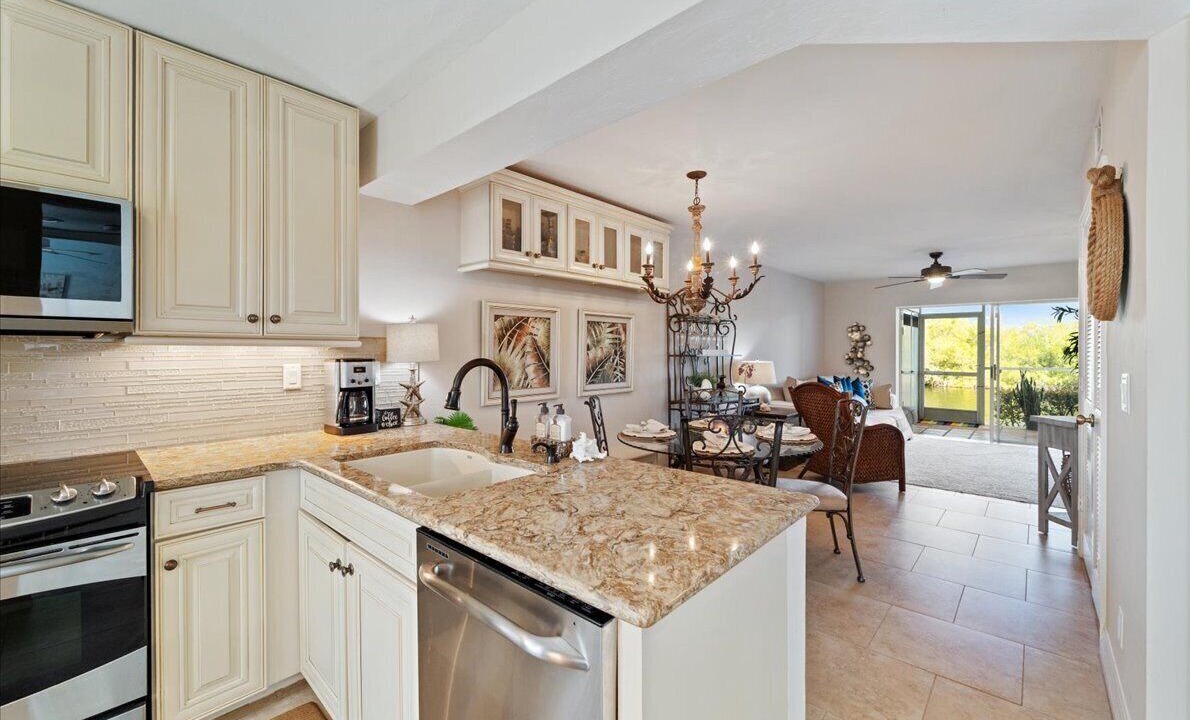 Photo of Kitchen in Hammock Bay