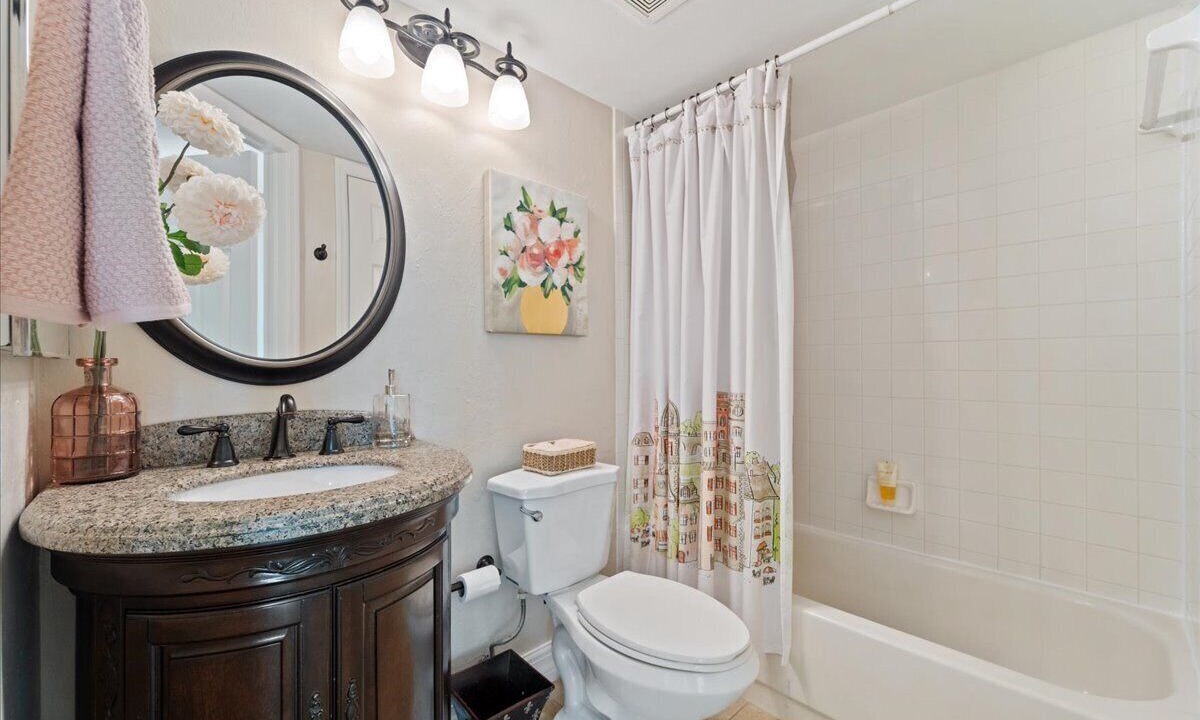 Photo of Bathroom in Hammock Bay
