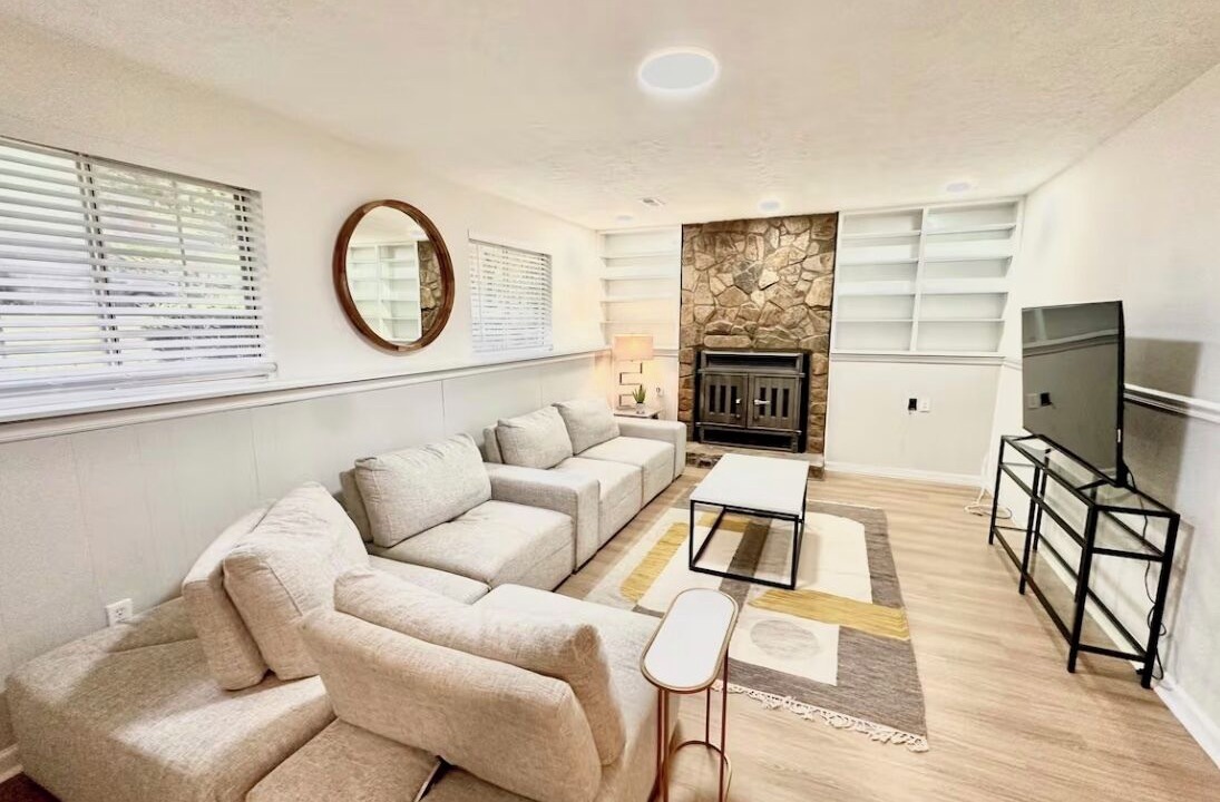 Photo of Livingroom in Cary