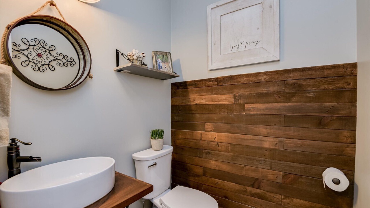 Photo of Bathroom in Evans