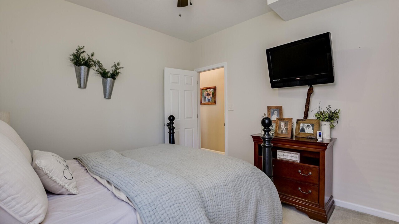 Photo of Bedroom in Evans