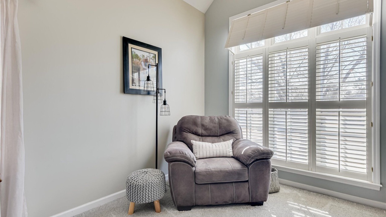 Photo of Livingroom in Evans
