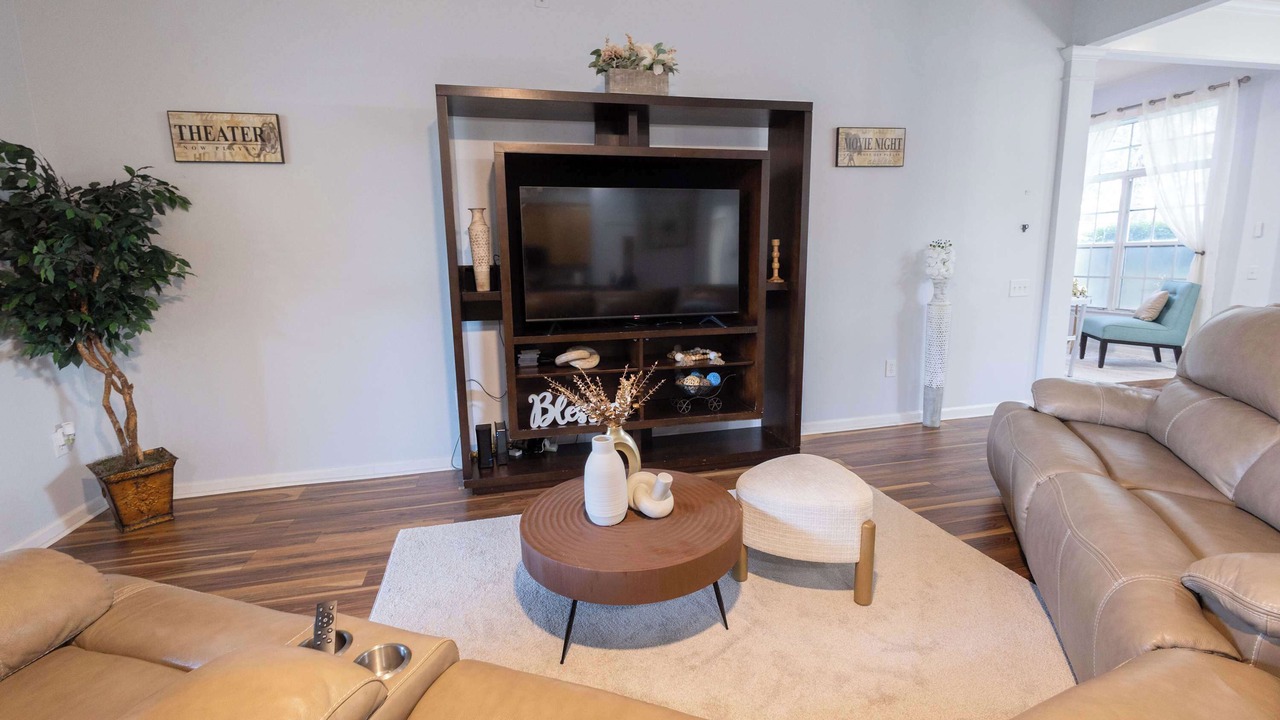 Photo of Livingroom in Seffner Community Alliance