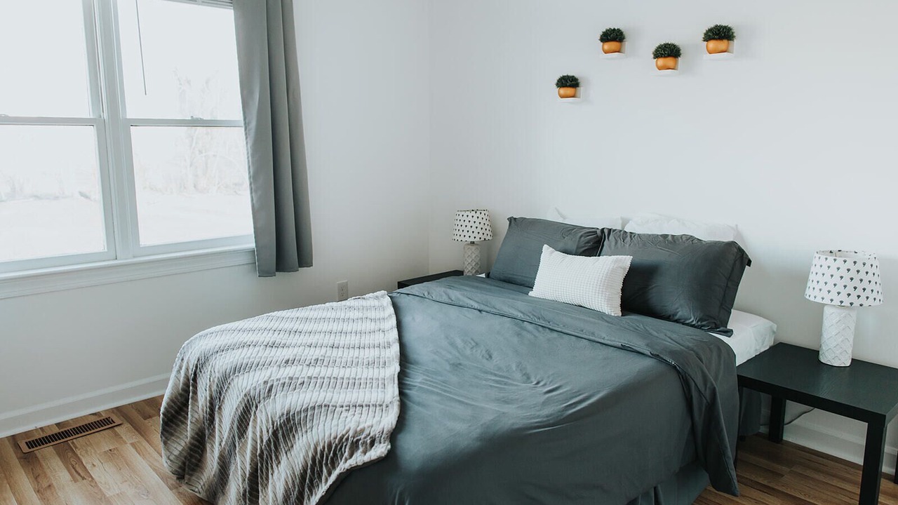 Photo of Bedroom in Downtown