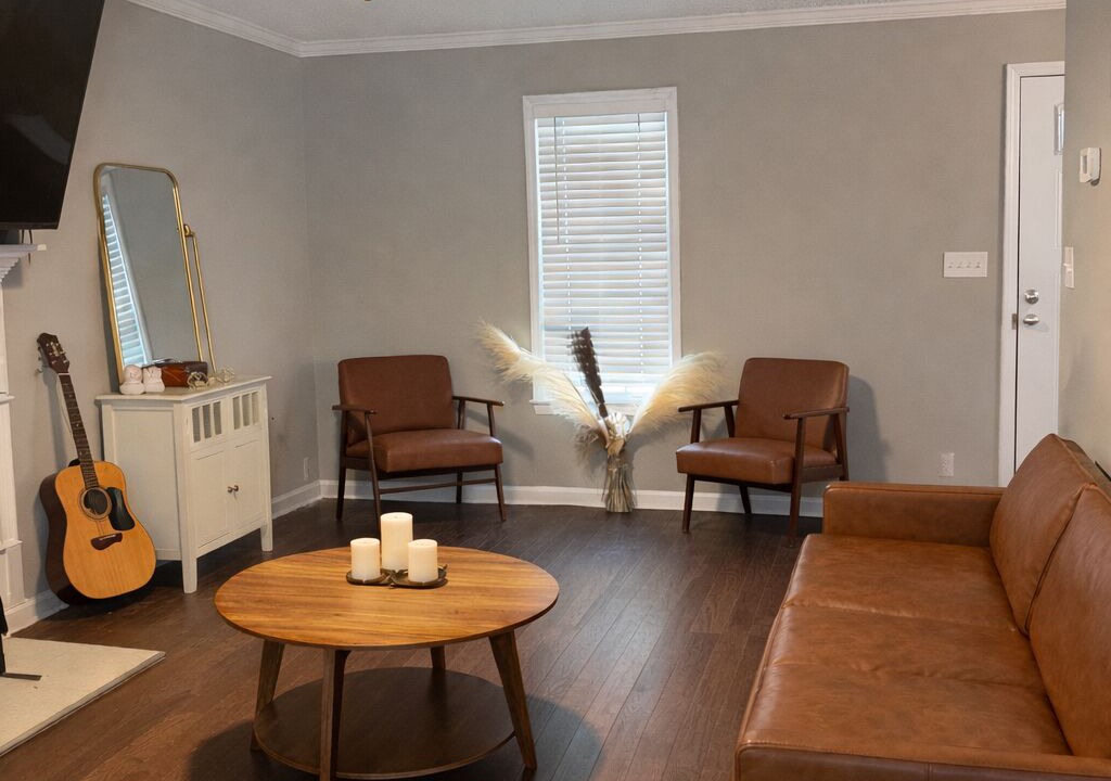 Photo of Livingroom in Northeast Raleigh
