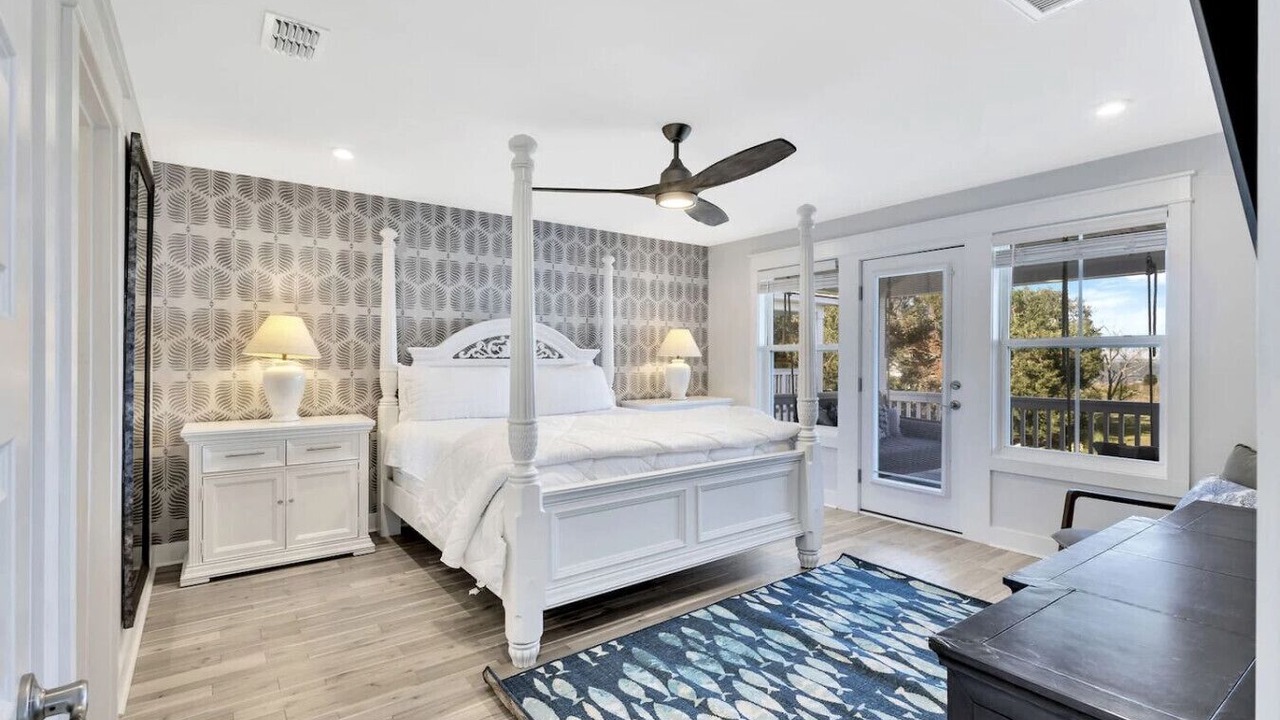 Photo of Bedroom in Palmetto Dunes
