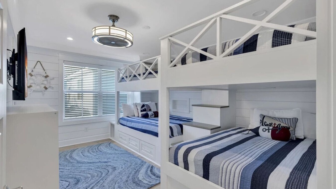 Photo of Bedroom in Palmetto Dunes