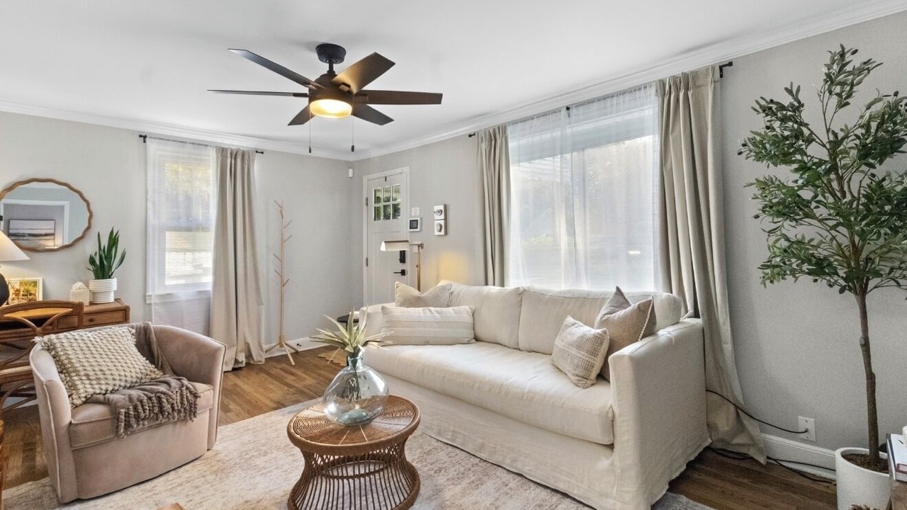 Photo of Livingroom in Columbia