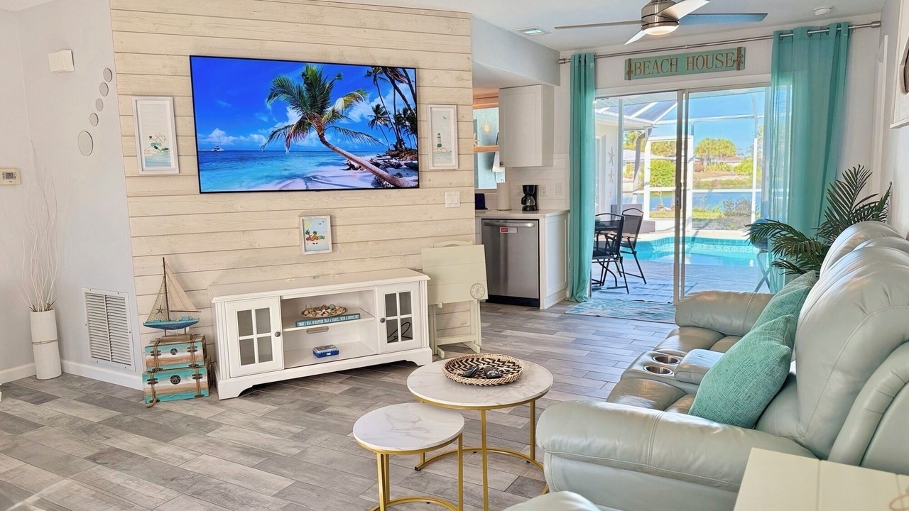Photo of Livingroom in Venice Gardens