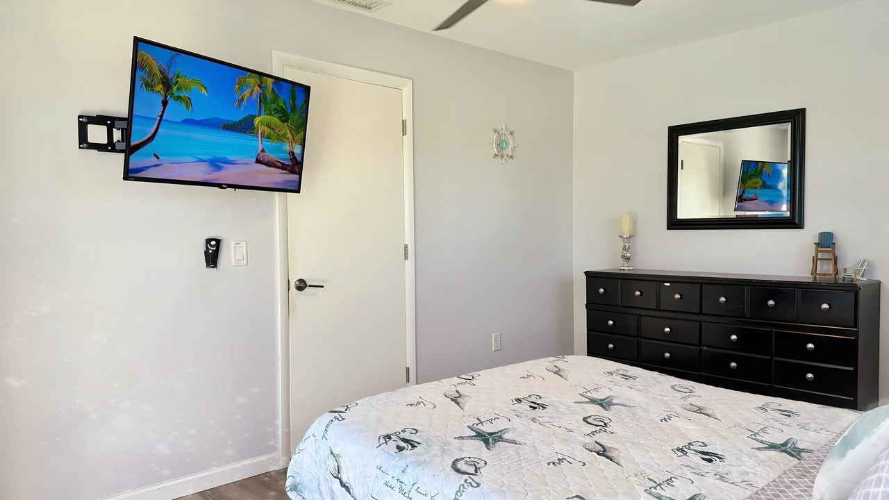 Photo of Bedroom in Venice Gardens
