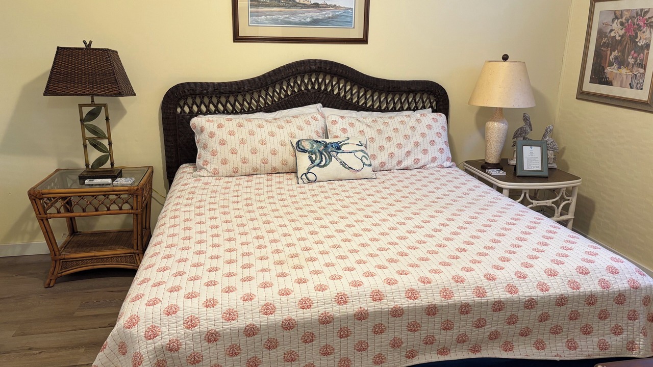 Photo of Bedroom in Inlet Harbour