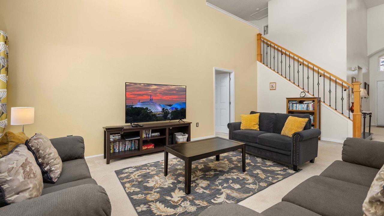 Photo of Livingroom in Westridge