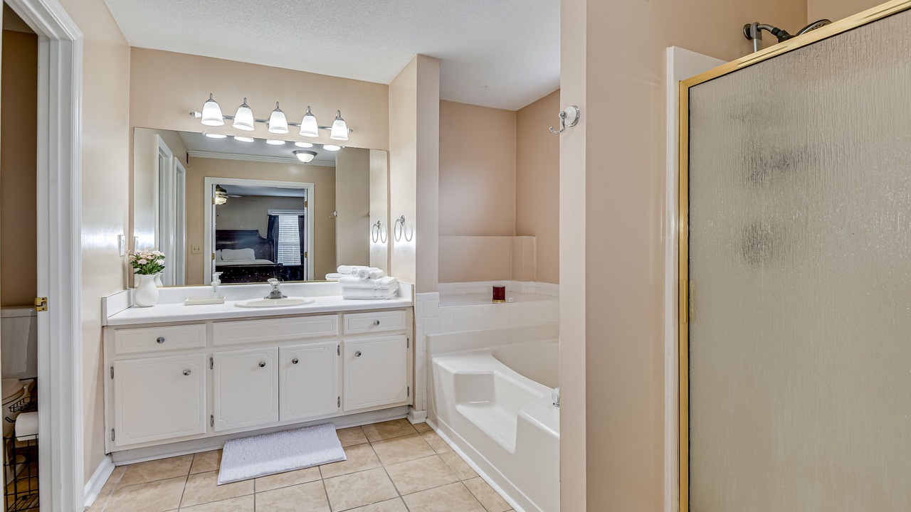 Photo of Bathroom in Martinez